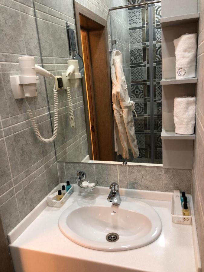 Grace Point Hotel Astana Zimmer foto