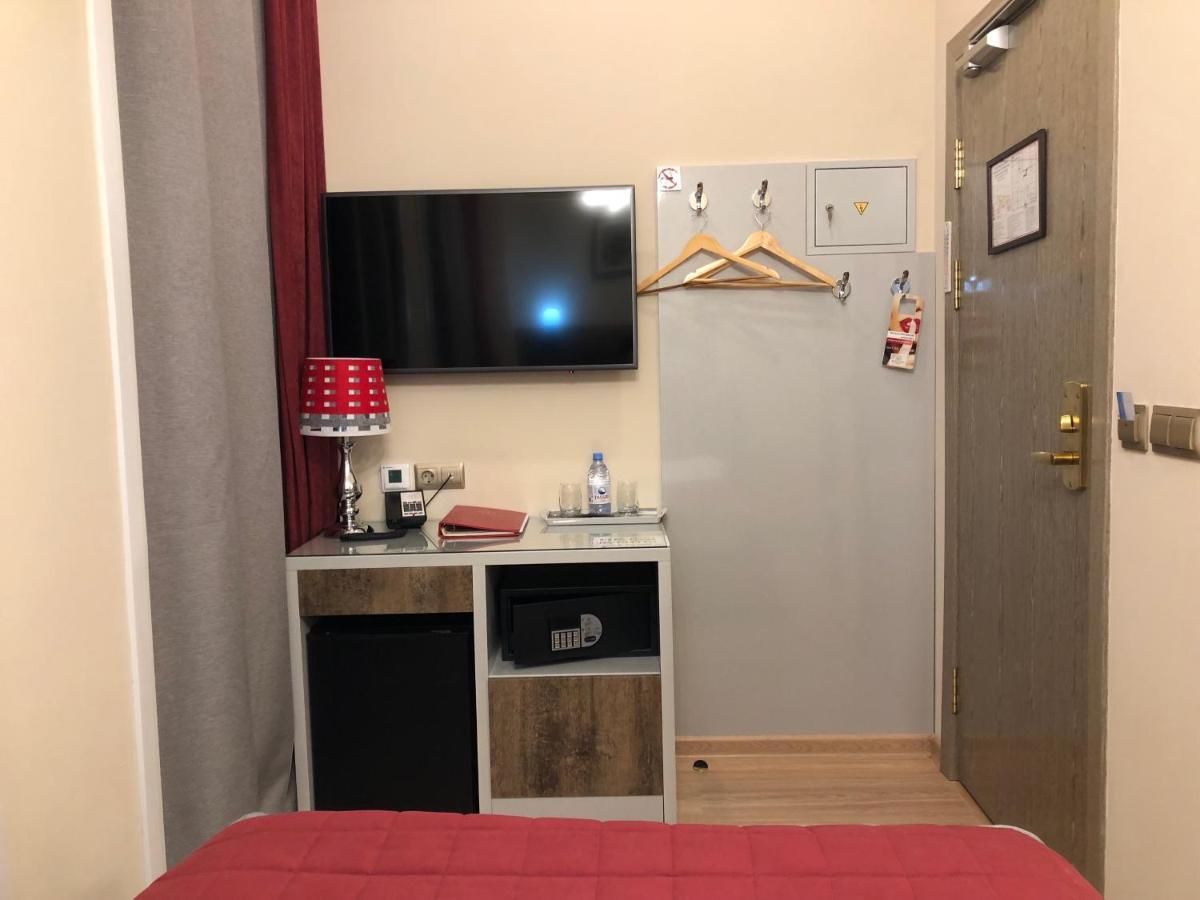 Grace Point Hotel Astana Zimmer foto